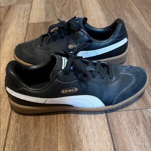 Puma King Black White Gum Rubber Sole Sneakers